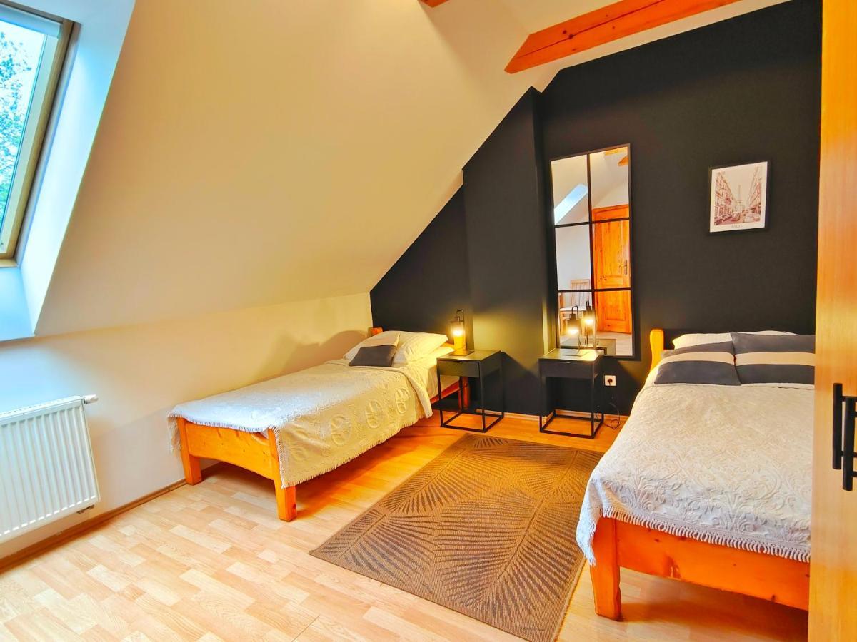 Hotel Karczma Maciejowka Czajowice Esterno foto